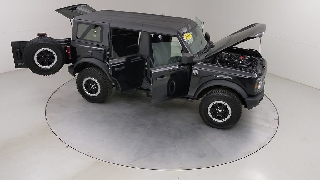 Certified 2023 Ford Bronco Big Bend w/ Sasquatch Package AWD/4WD image 46