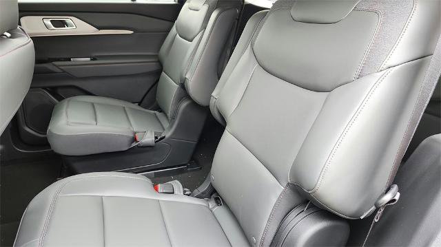 Certified 2025 Ford Explorer Active w/ Active Comfort Package image 20