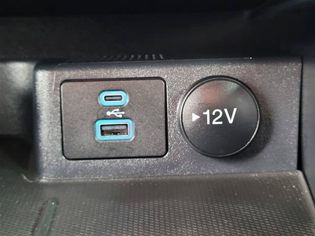 Certified 2022 Ford Escape SE w/ SE Sport Appearance Package FWD image 15