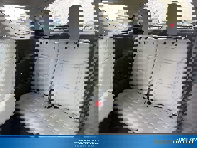 Certified 2025 Ford Explorer Active w/ Active Comfort Package image 18