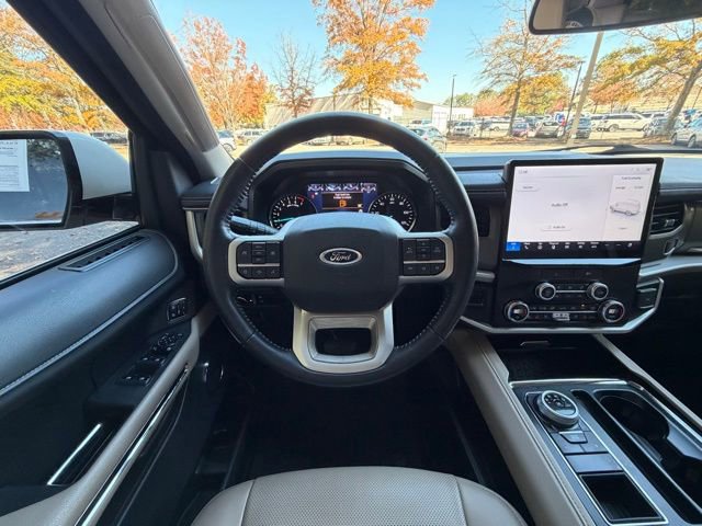 Certified 2023 Ford Expedition XLT image 11