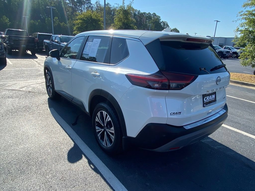 Used 2023 Nissan Rogue SV FWD image 5