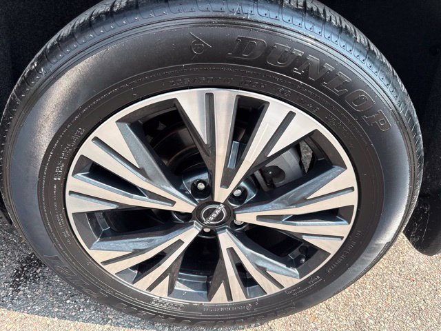 Used 2023 Nissan Rogue SV AWD/4WD image 11