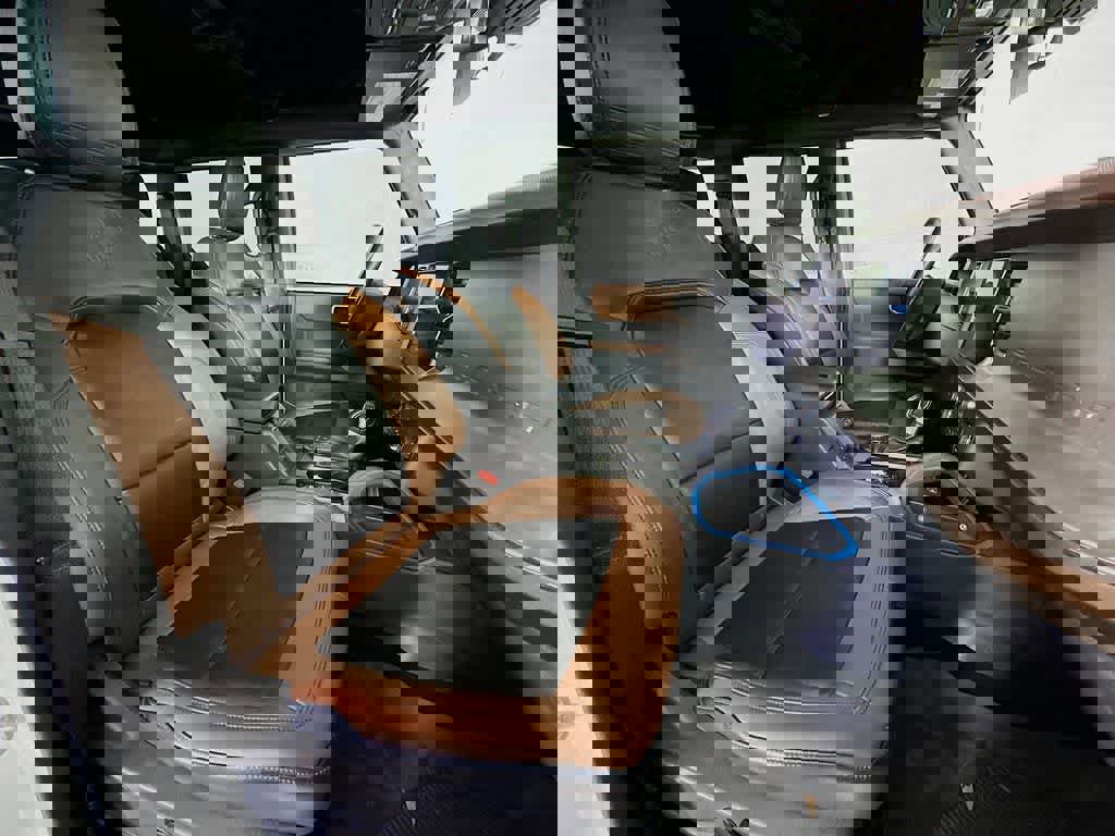 Certified 2021 Ford Bronco Outer Banks w/ Sasquatch Package image 17