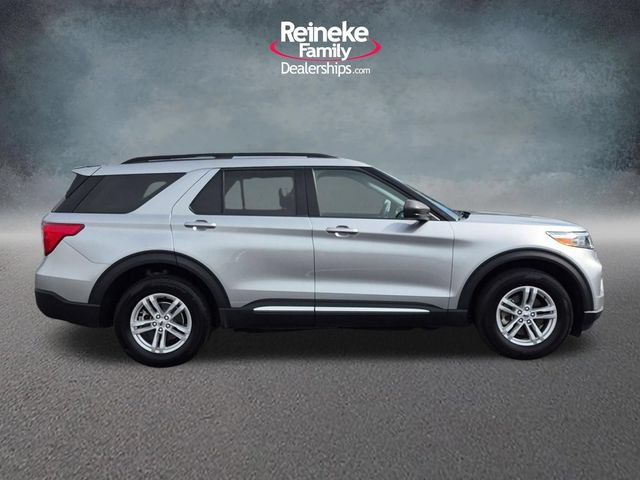 Certified 2024 Ford Explorer XLT w/ Equipment Group 202A AWD/4WD image 4