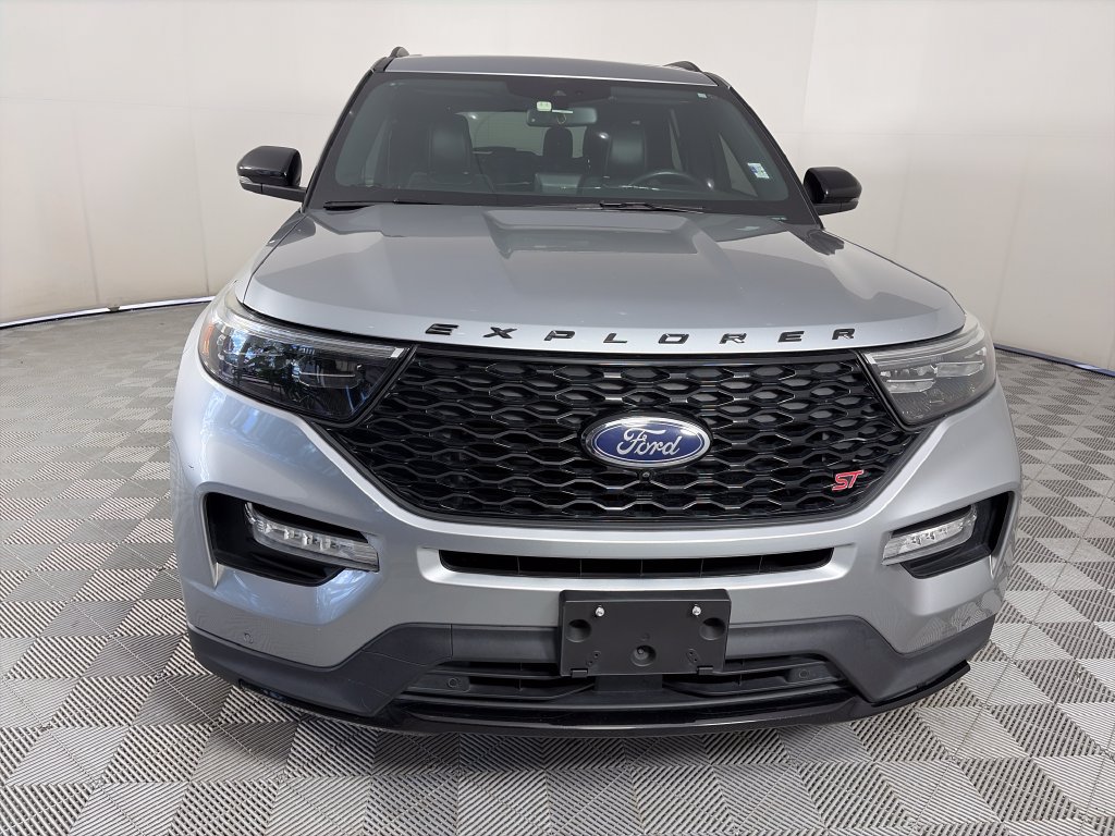 Certified 2023 Ford Explorer ST w/ Equipment Group 401A AWD/4WD image 2