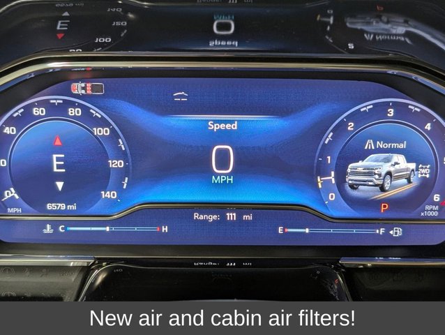 Used 2025 Chevrolet Silverado 1500 LTZ AWD/4WD image 3
