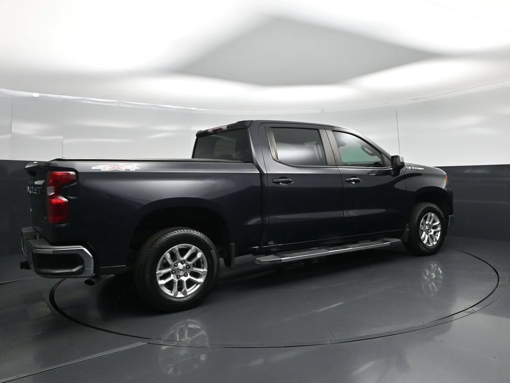 Used 2023 Chevrolet Silverado 1500 LT AWD/4WD image 21