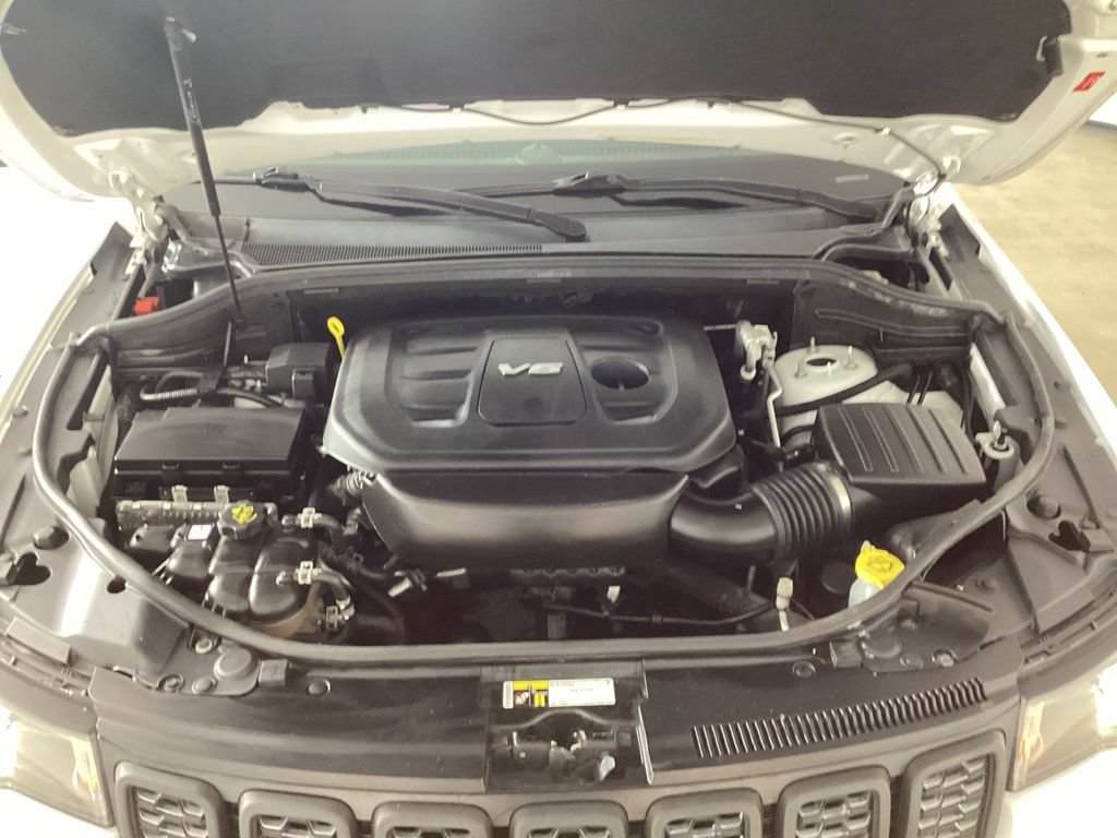 Used 2018 Jeep Grand Cherokee Altitude AWD/4WD image 39