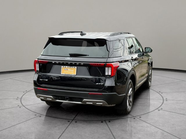 Certified 2025 Ford Explorer Active w/ Active Comfort Package AWD/4WD image 11