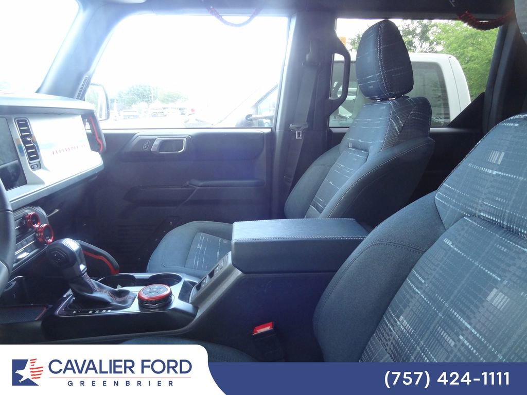 Certified 2025 Ford Bronco Heritage Edition AWD/4WD image 8