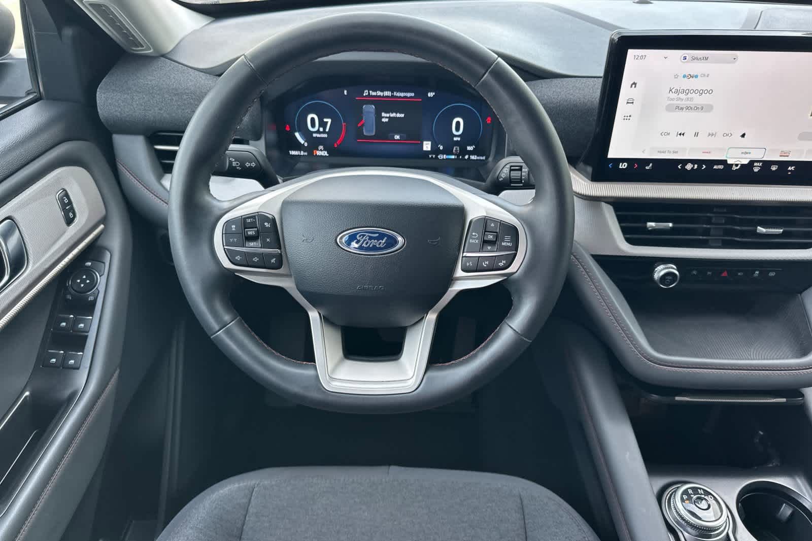 Certified 2025 Ford Explorer Active image 15