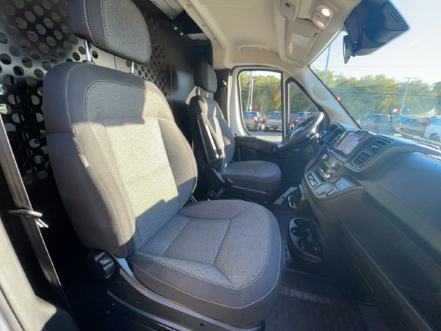 Used 2025 RAM ProMaster 2500 w/ U-Haul Equipment Group FWD image 28