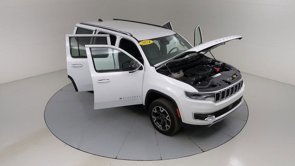 Used 2024 Jeep Wagoneer Series III image 51
