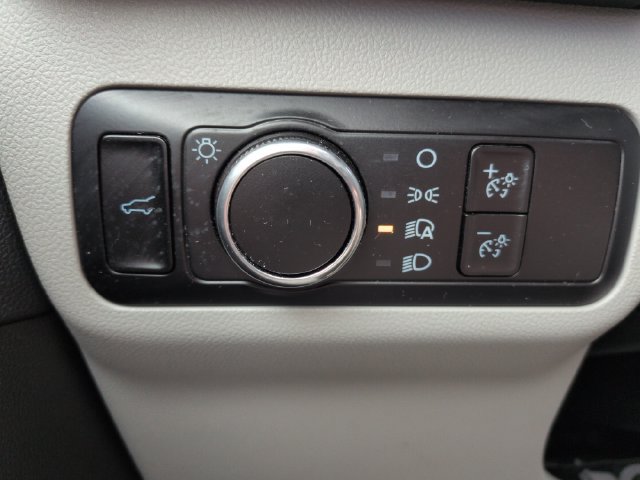 Certified 2023 Ford Escape Active AWD/4WD image 28