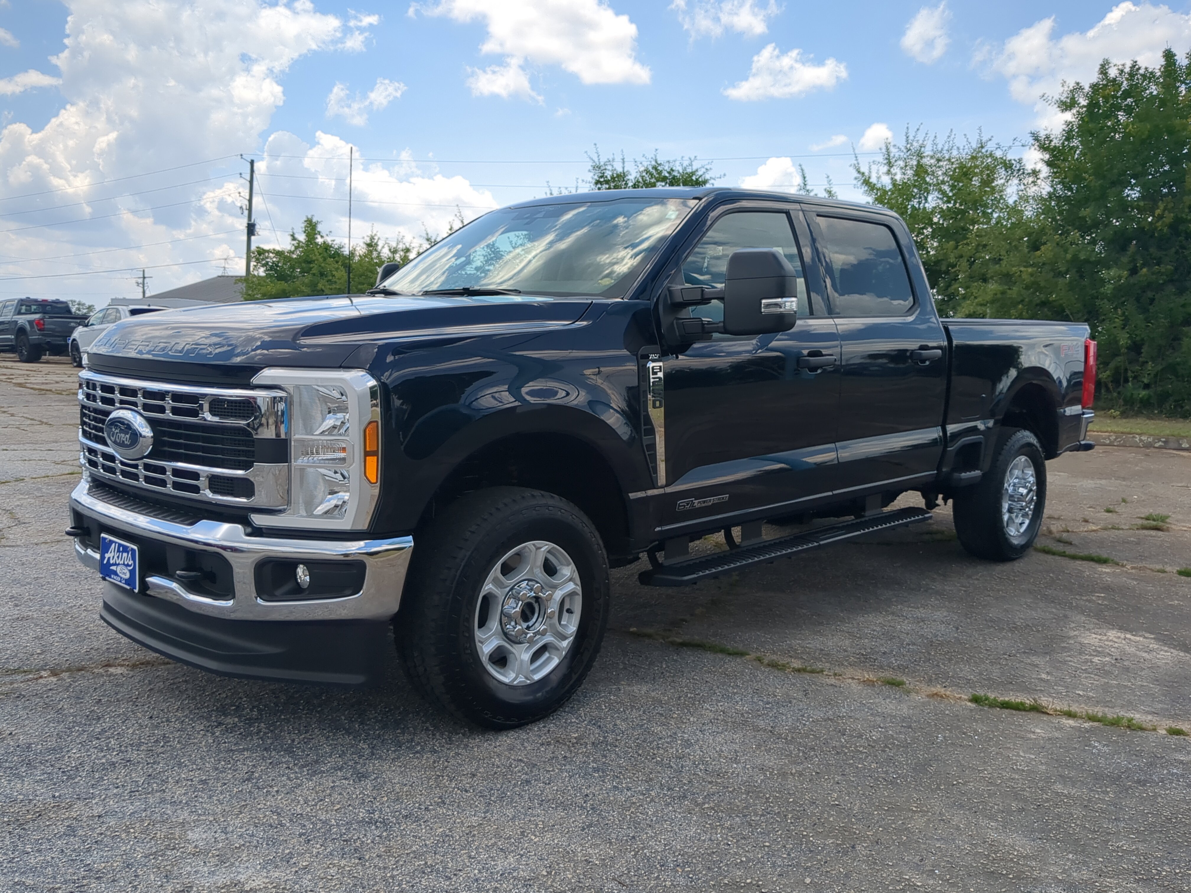 Certified 2025 Ford F250 XLT AWD/4WD image 6
