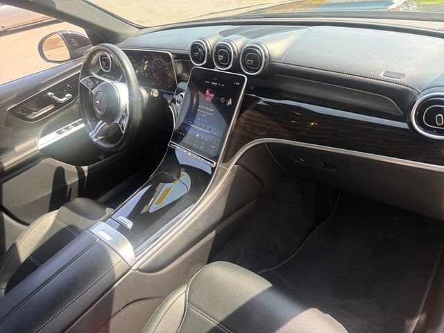 Used 2024 Mercedes-Benz GLC 300 4MATIC image 16