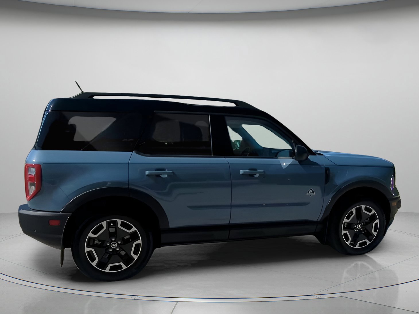 Certified 2024 Ford Bronco Sport Outer Banks w/ Tech Package image 27