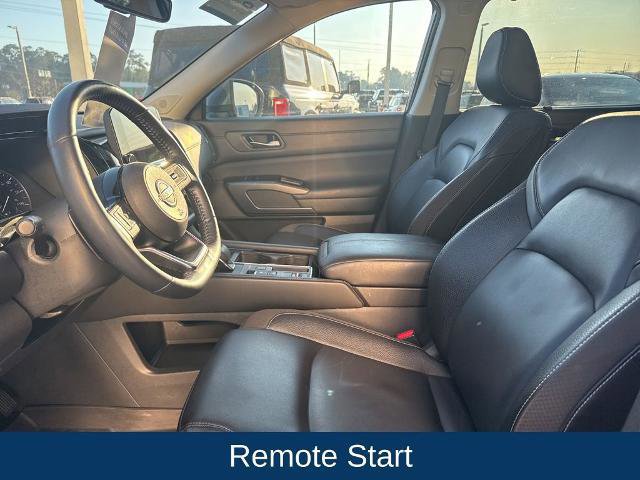 Used 2024 Nissan Pathfinder SL w/ SL Premium Package image 10