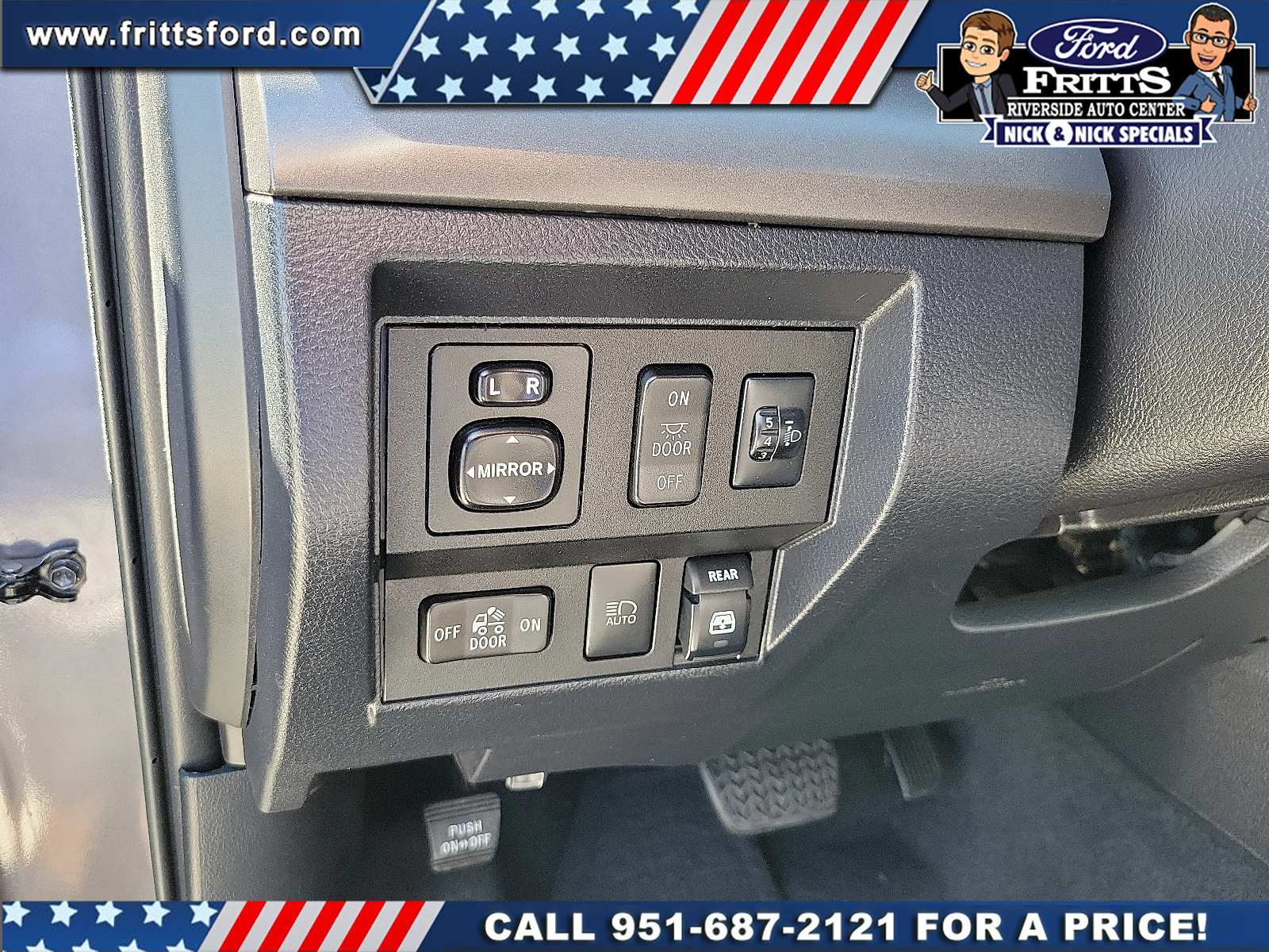 Used 2018 Toyota Tundra SR5 w/ SR5 Upgrade Package image 12