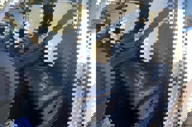 Certified 2025 Ford Expedition Active image 24