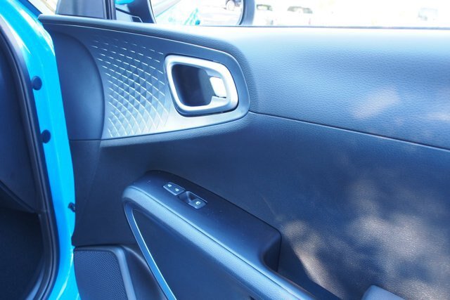 Used 2025 Kia Soul EX FWD image 13