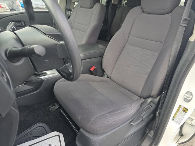 Used 2022 Nissan Frontier S w/ Technology Package image 21