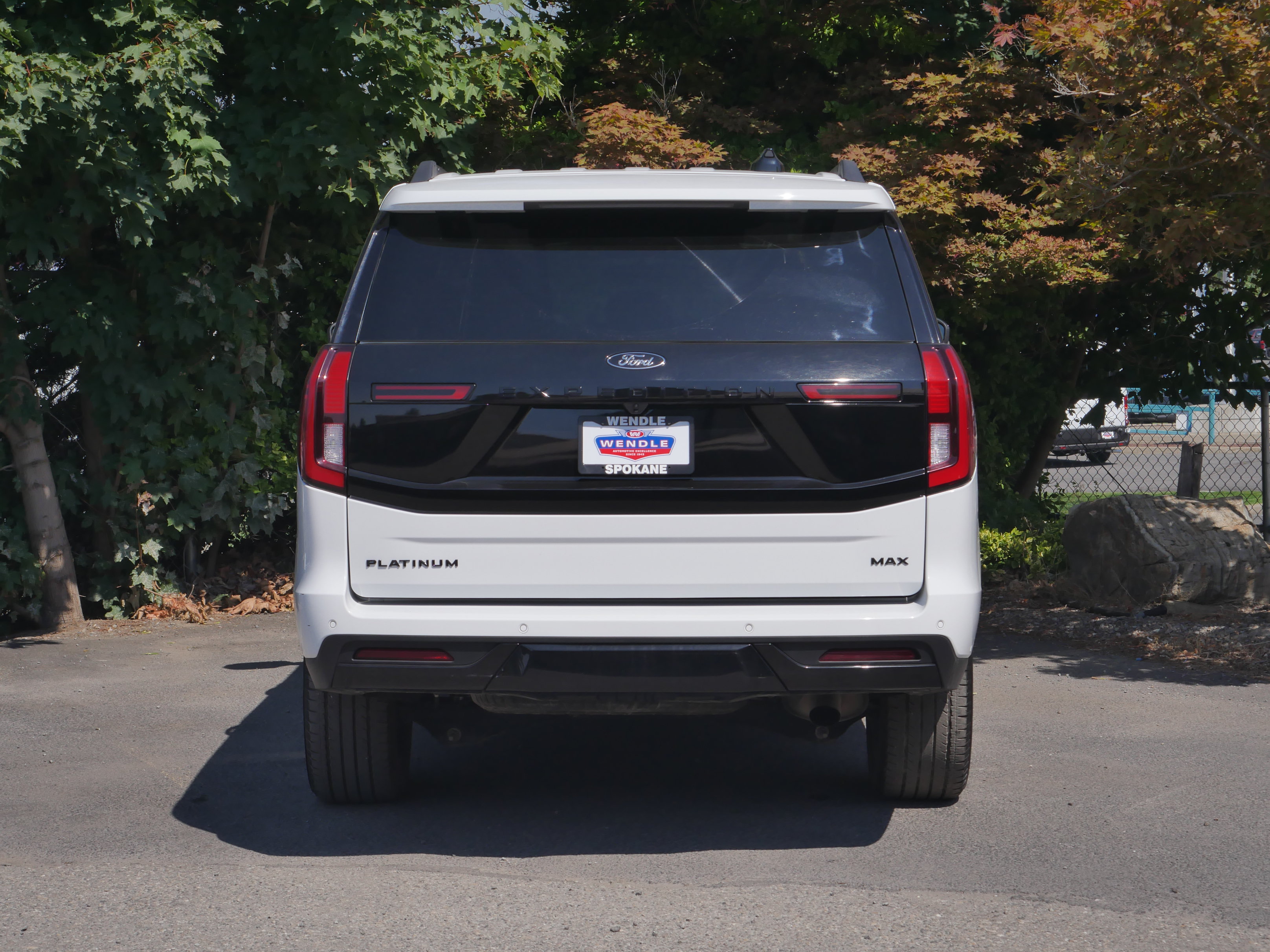 Certified 2025 Ford Expedition Max Platinum w/ Stealth Appearance Package AWD/4WD image 22