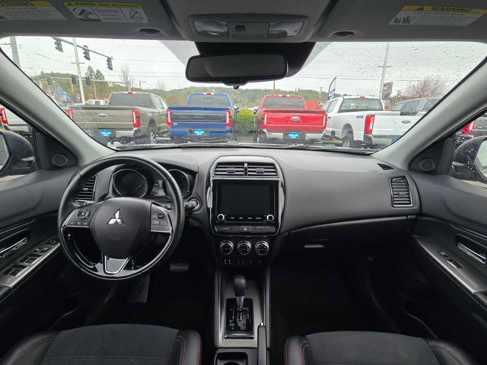 Used 2024 Mitsubishi Outlander Sport SE image 15