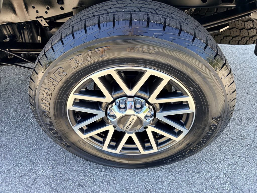Certified 2019 Ford F250 Lariat w/ Lariat Ultimate Package AWD/4WD image 38
