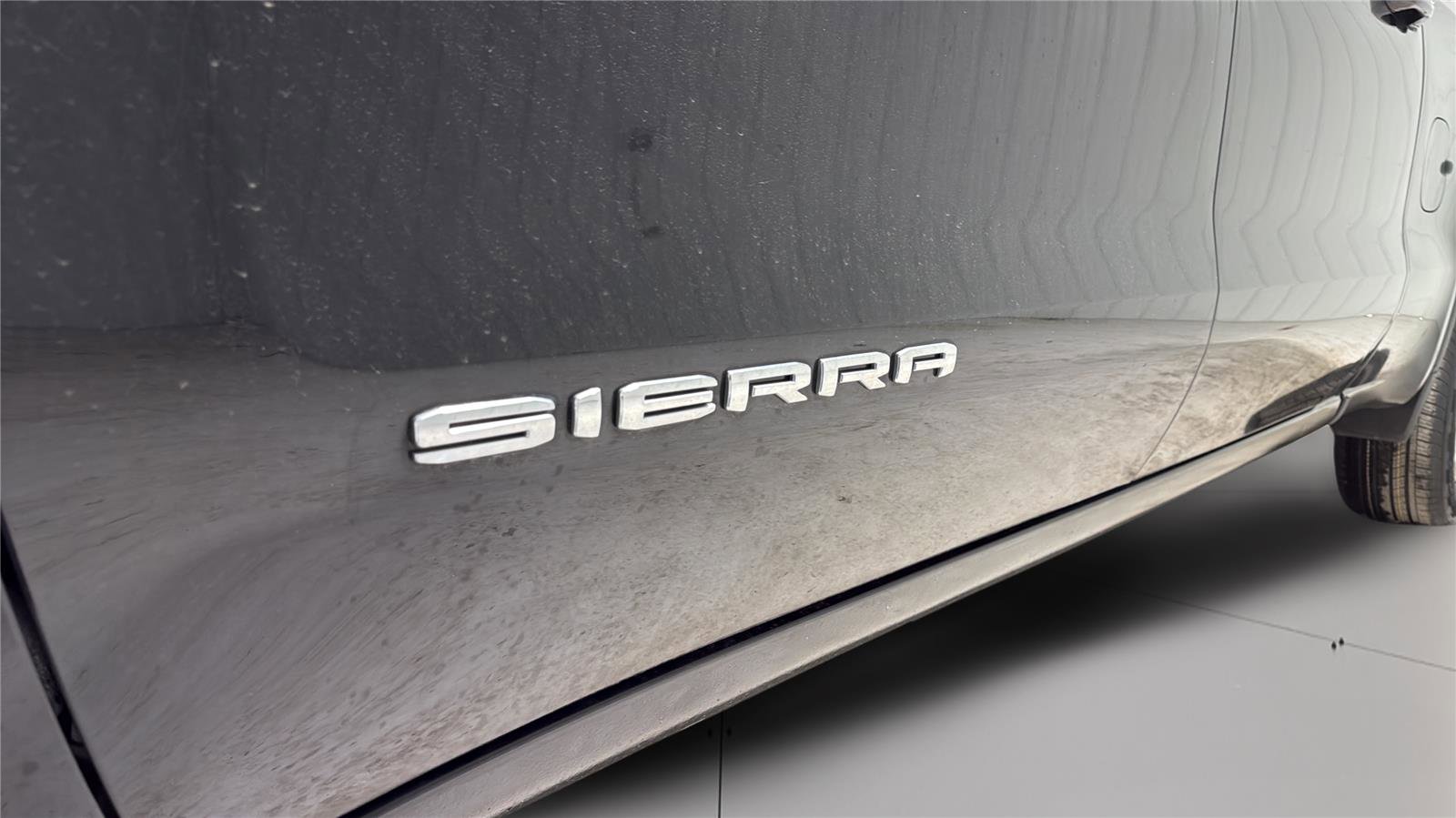 Used 2020 GMC Sierra 1500 SLE w/ SLE Value Package image 22