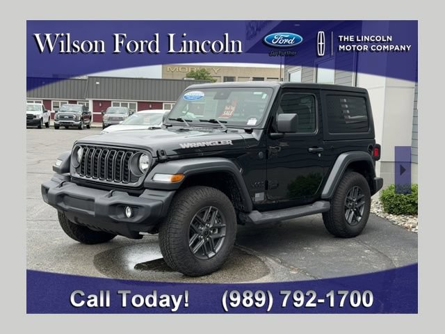 Used 2025 Jeep Wrangler Sport AWD/4WD image 1