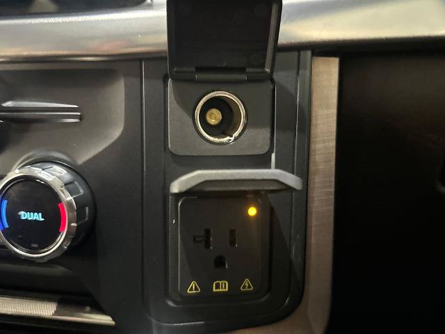 Certified 2025 Ford F150 King Ranch AWD/4WD image 33
