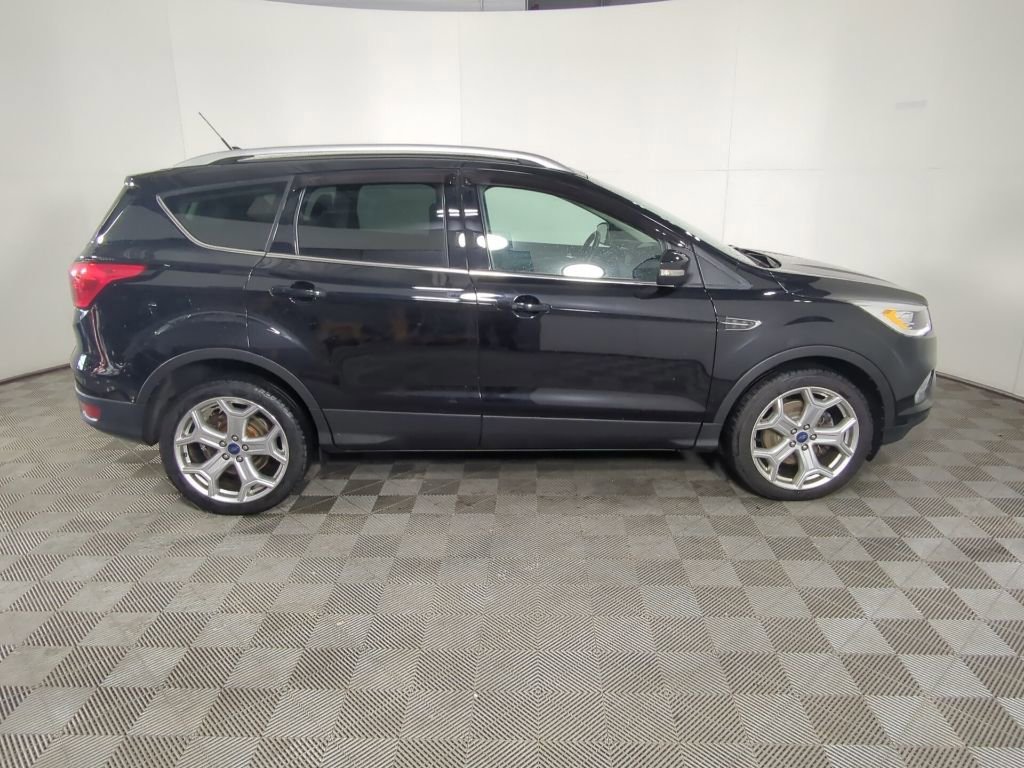 Certified 2019 Ford Escape Titanium image 6