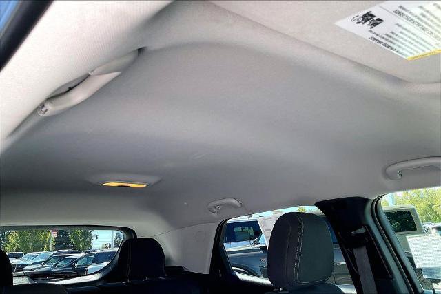 Used 2025 Chevrolet TrailBlazer LT AWD/4WD image 22