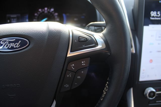 Certified 2024 Ford Edge Titanium AWD/4WD image 37