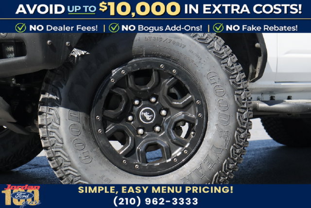 Certified 2023 Ford Bronco Badlands AWD/4WD image 3