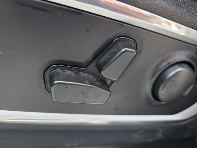 Used 2023 RAM 1500 Laramie AWD/4WD image 15