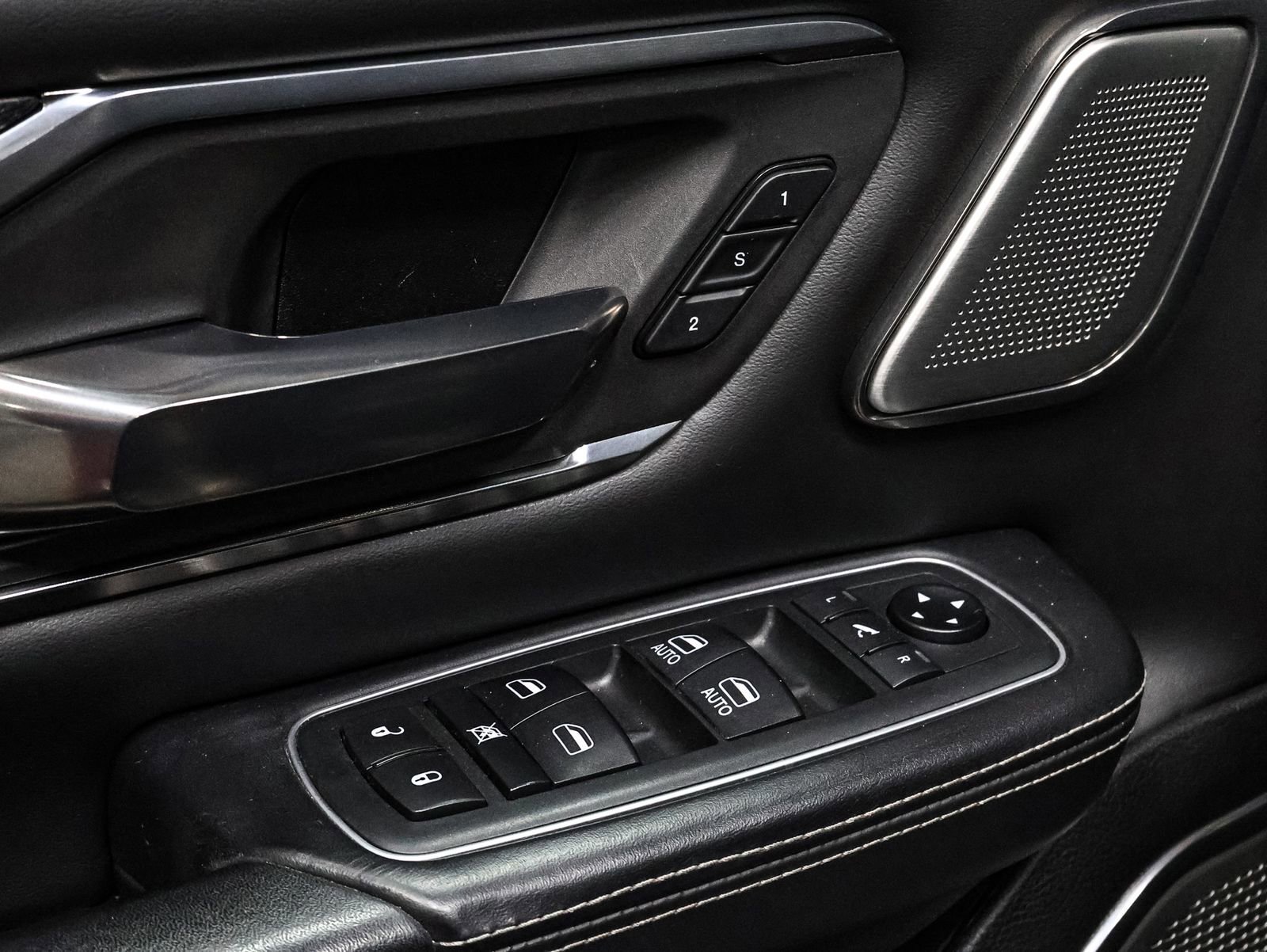 Used 2020 RAM 1500 Limited image 21