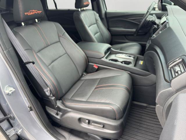 Used 2025 Honda Passport TrailSport image 7