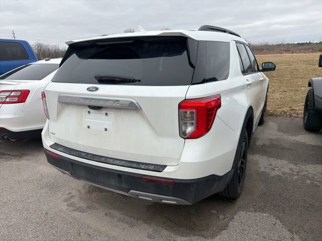 Certified 2023 Ford Explorer XLT w/ Equipment Group 202A image 11