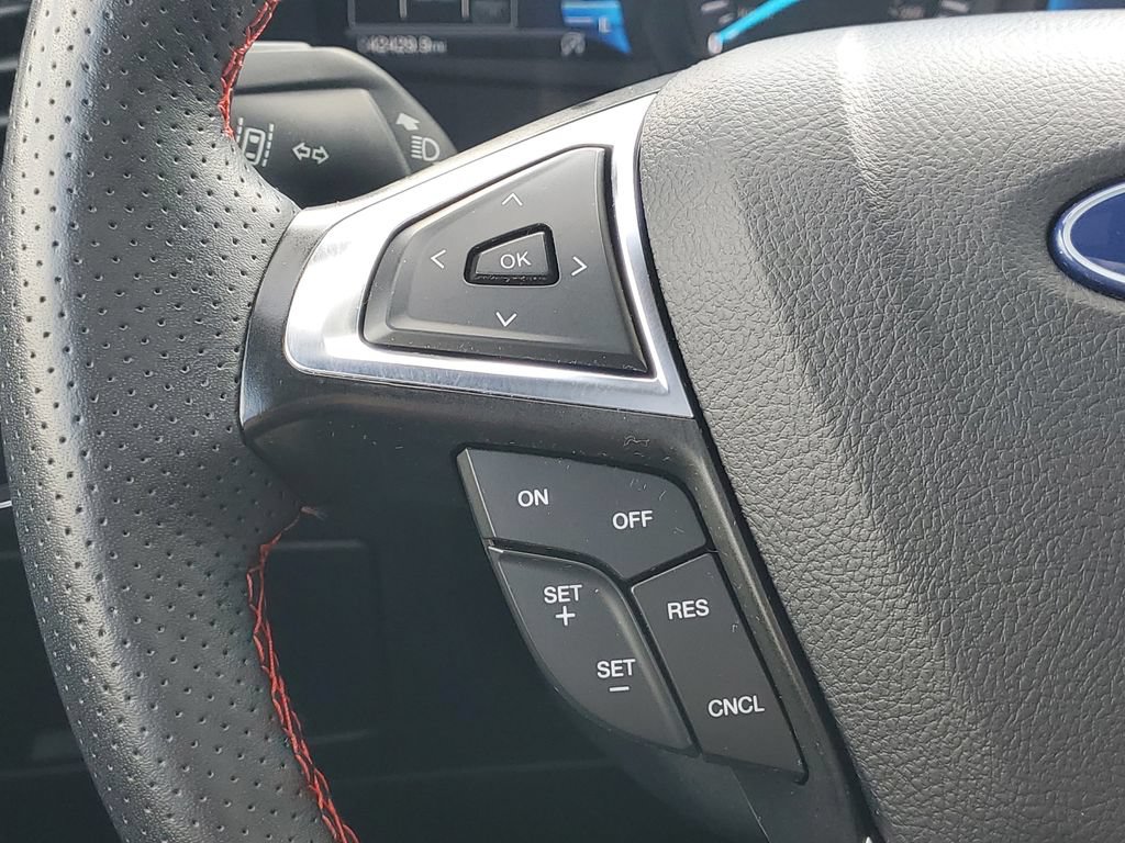 Certified 2024 Ford Edge ST-Line AWD/4WD image 24