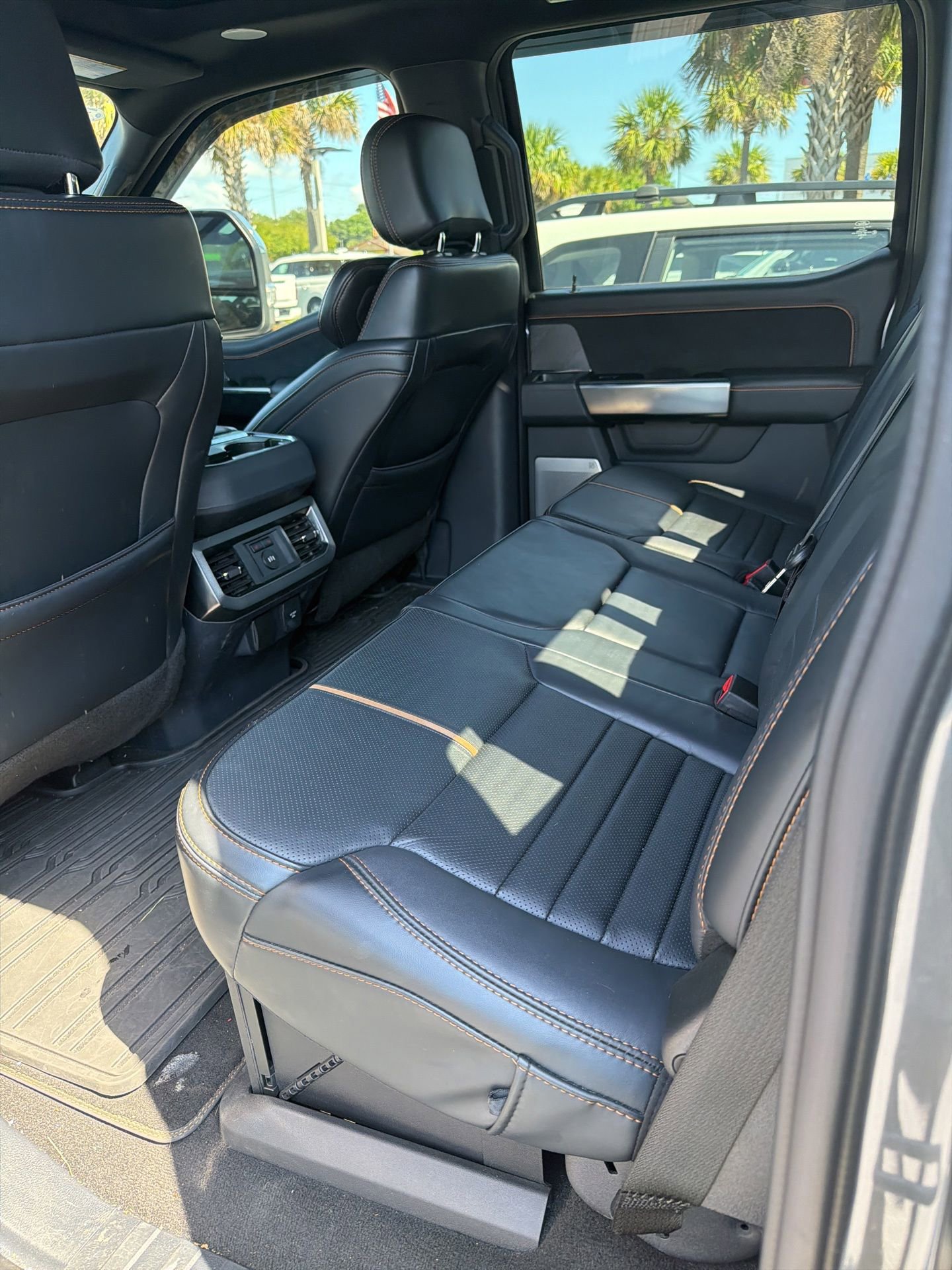 Certified 2024 Ford F250 Platinum AWD/4WD image 13