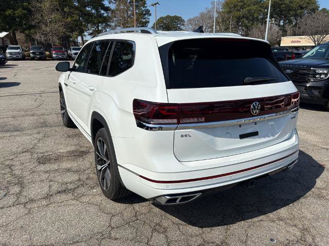 Used 2024 Volkswagen Atlas SEL Premium R-Line image 7