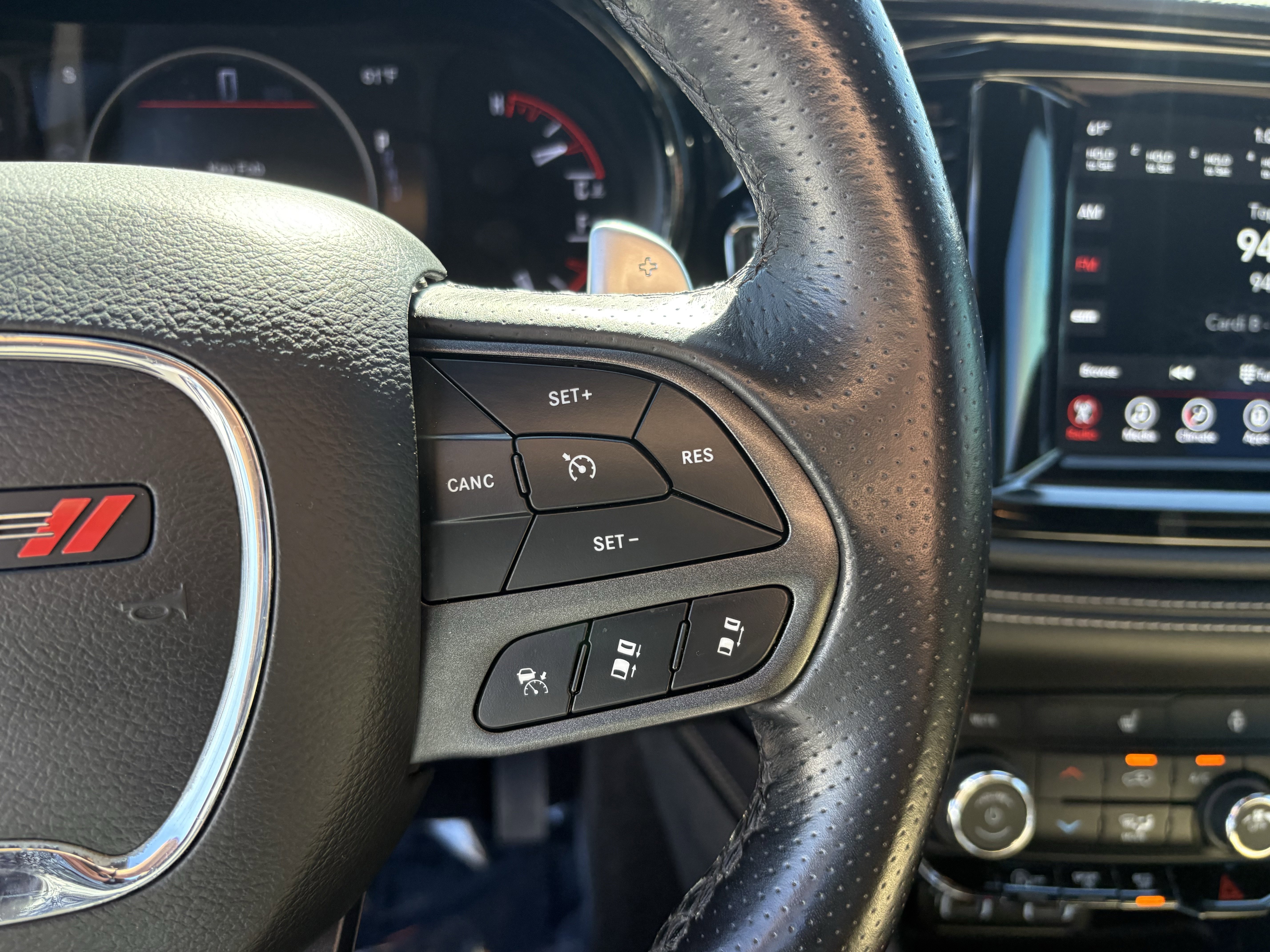 Used 2022 Dodge Durango GT image 36