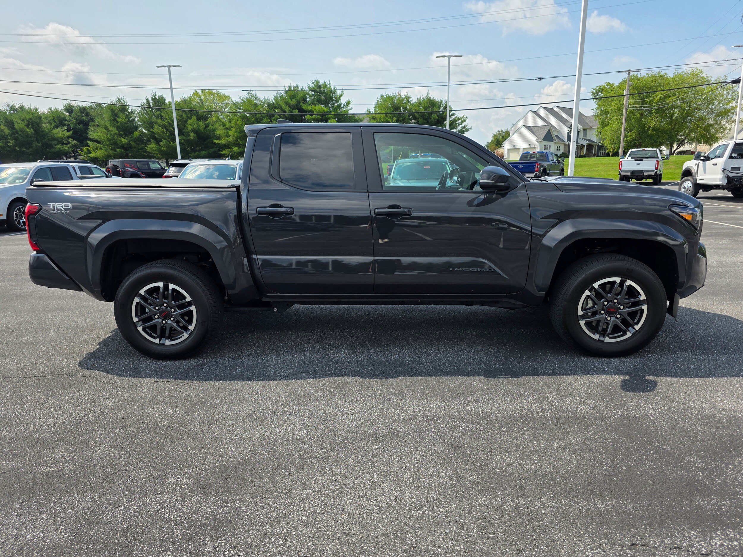 Used 2024 Toyota Tacoma TRD Sport w/ TRD Sport Upgrade Package AWD/4WD image 6