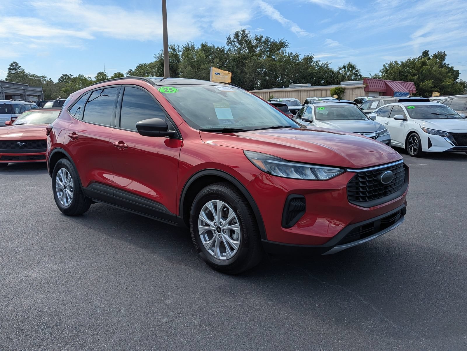 Certified 2025 Ford Escape Active FWD image 2