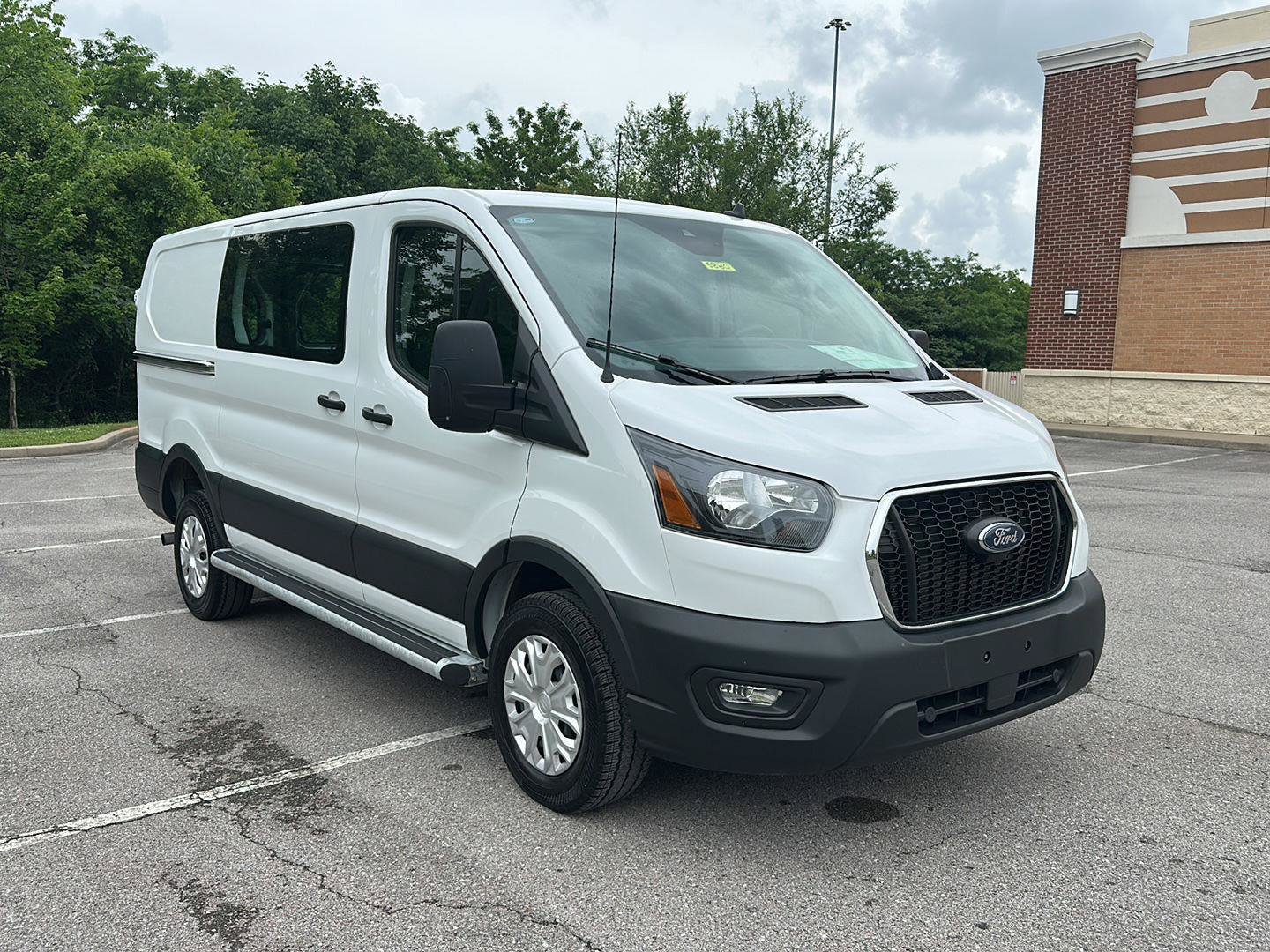 Certified 2025 Ford Transit 250 Low Roof w/ Exterior Upgrade Package RWD image 10