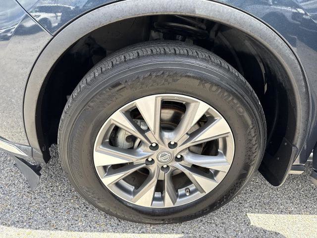 Used 2018 Nissan Murano SL w/ Moonroof Package image 34