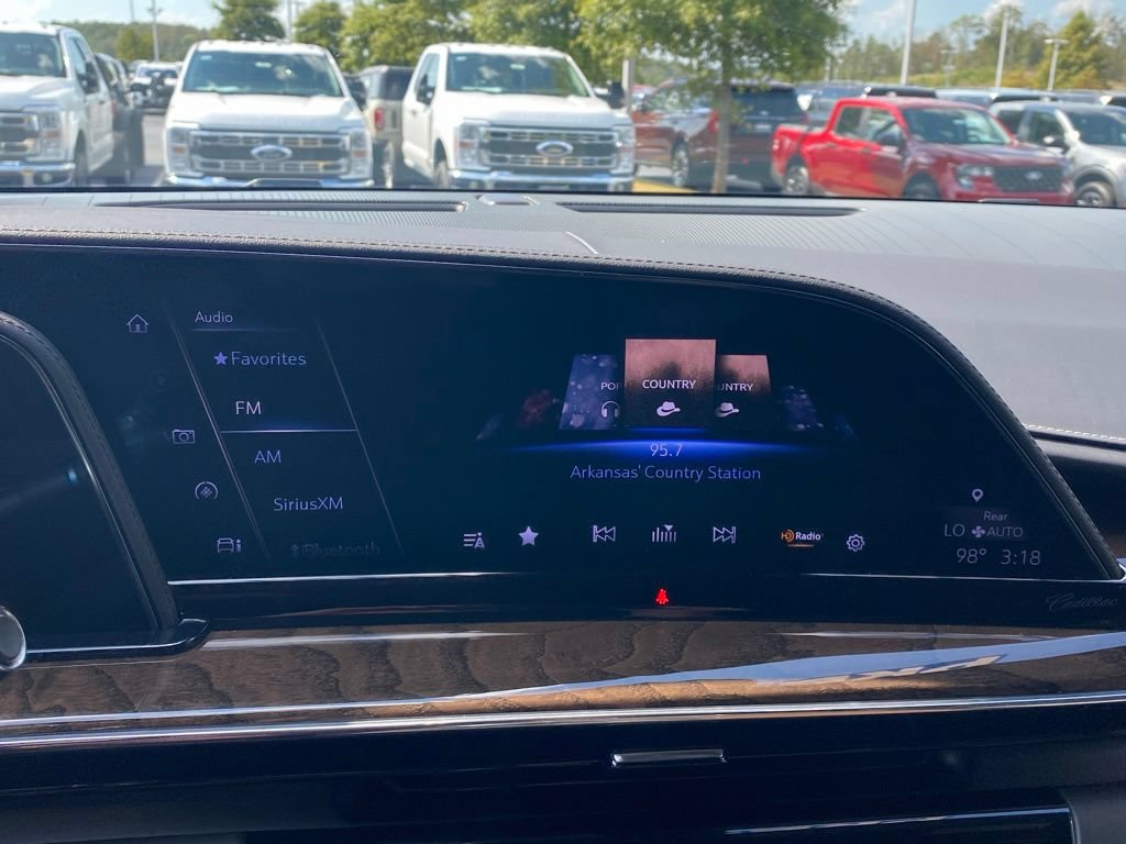 Used 2023 Cadillac Escalade ESV Sport Platinum w/ LPO, ONYX Package AWD/4WD image 16